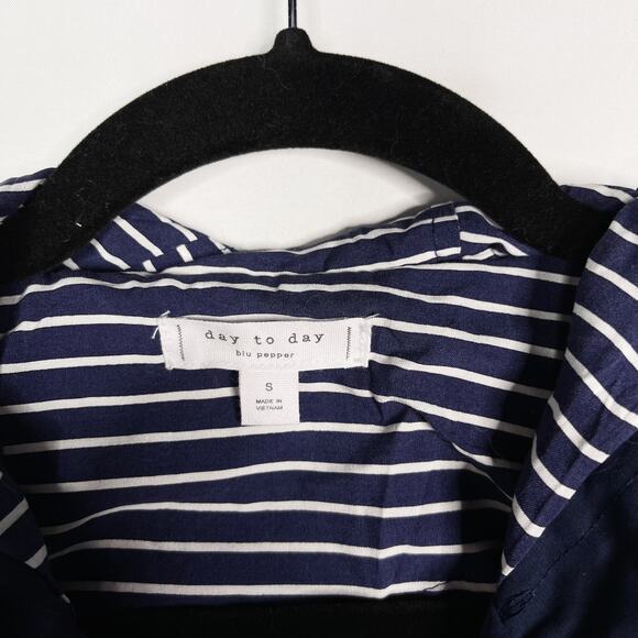 Day To Day Blu Pepper Small Navy Blue Full Zip Hooded Lightweight Jacket Stripe - Picture 8 of 10